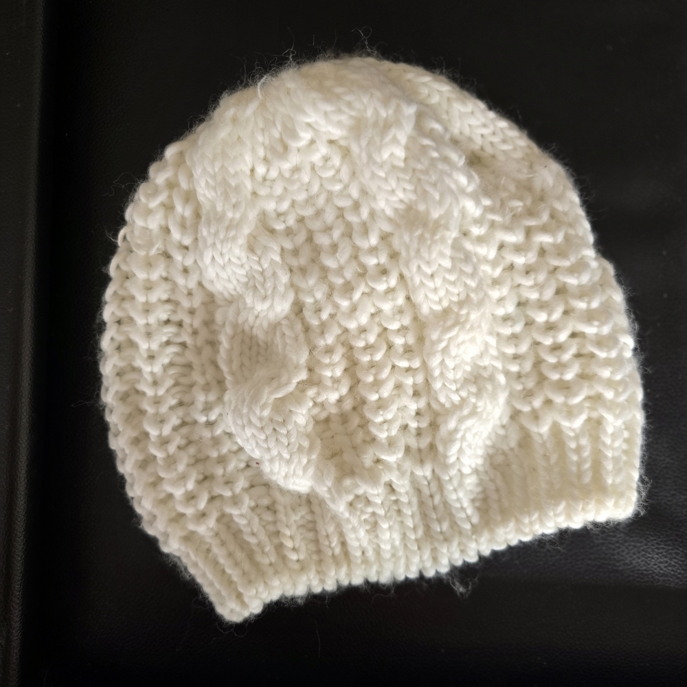 White beanie